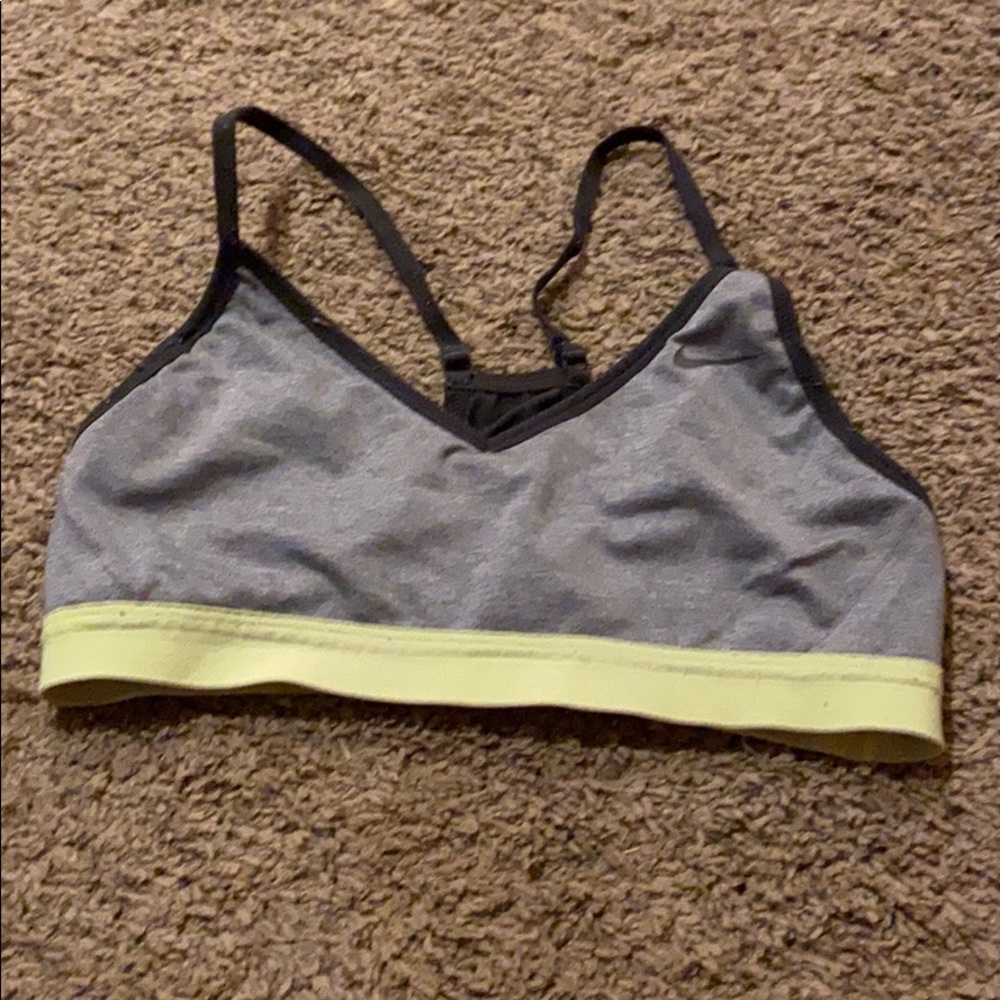 Sports bra